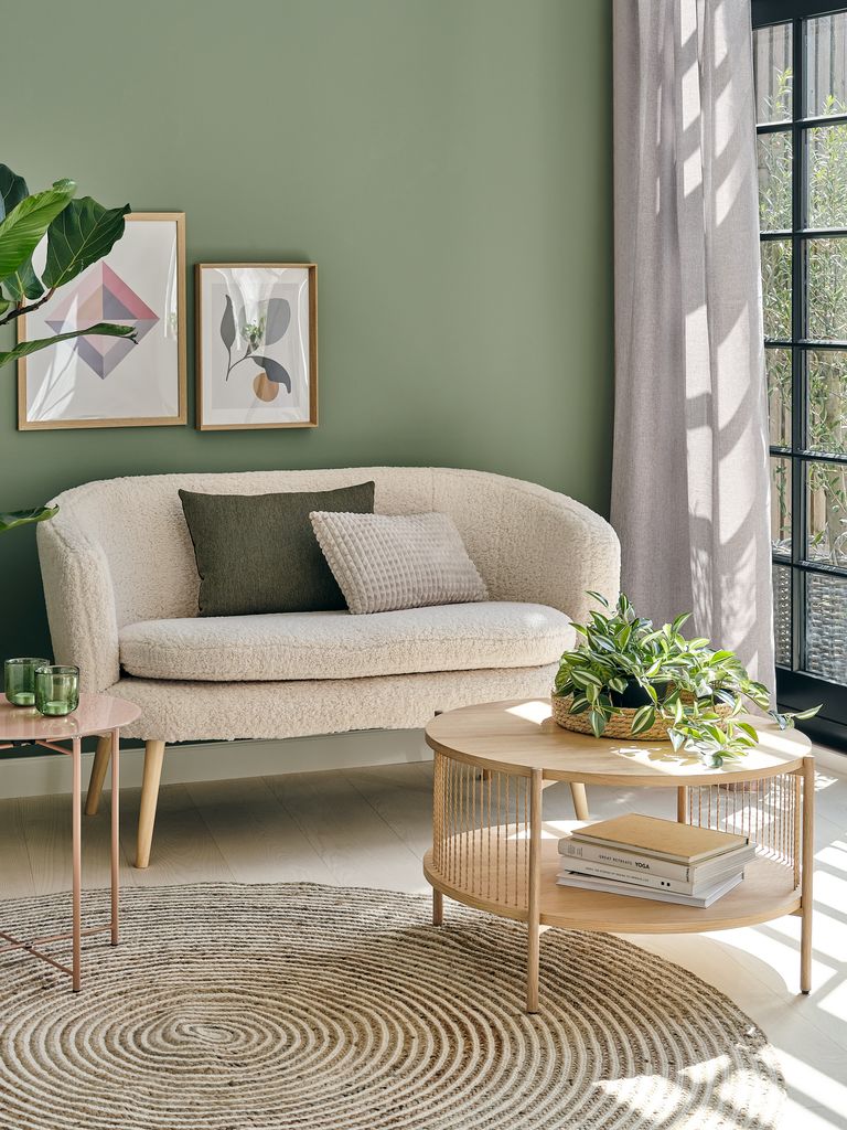 Menciptakan Ruang Kecil yang Membuat Waktu Terasa Lebih Tenang